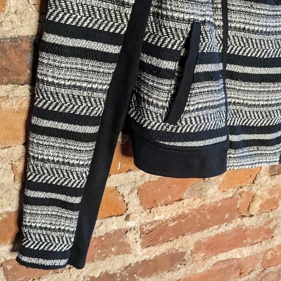 Lou & Grey XS Black & White‎ Striped Off Center Zipper Moto Jacket - Picture 3 of 10